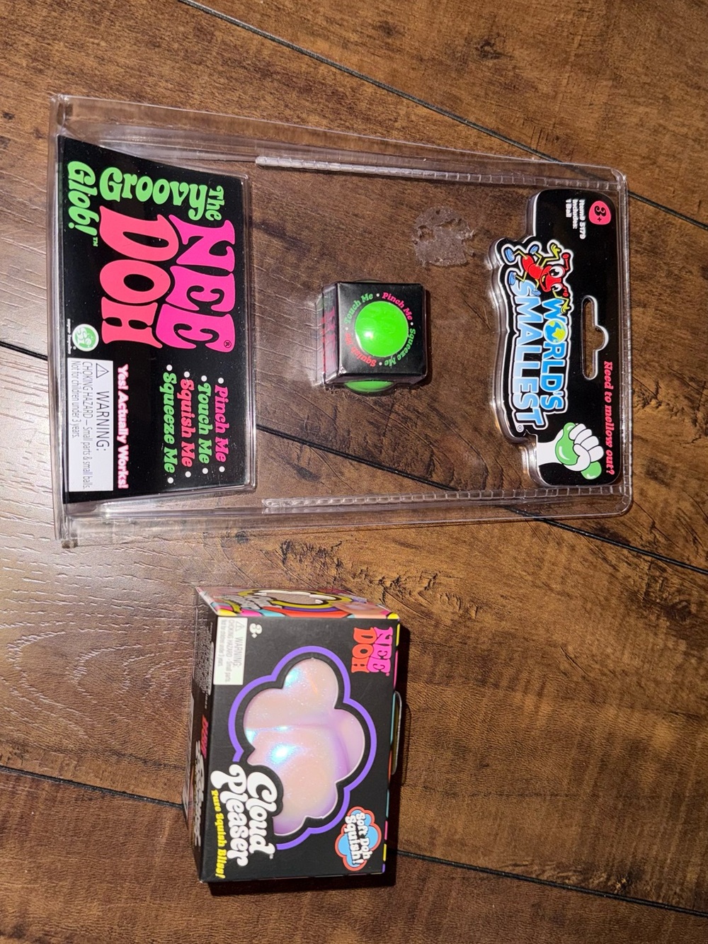 Authentic NeeDoh Cloud Pleaser & The World’s Smallest Nee Doh Groovy Glob